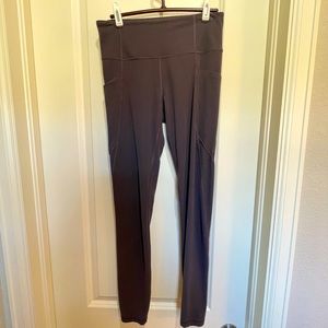 Athleta Stash Pocket Salutation M Tall Purple